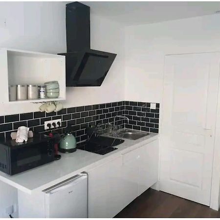 Ferienwohnung La Nouvelle-Orleans - Hyper-Centre- 2Mn Sncf - Wi-Fi Netflix Gratuit Niort Exterior foto